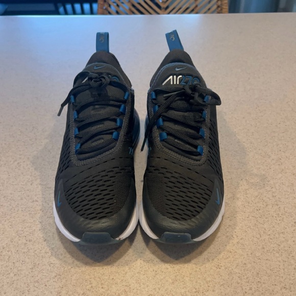 Nike Air Max 270 - Picture 4 of 7
